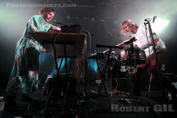 LES MORTS VONT BIEN - 2023-04-29 - PARIS - La Maroquinerie - Nicolas Belvalette - Carine Donneger
